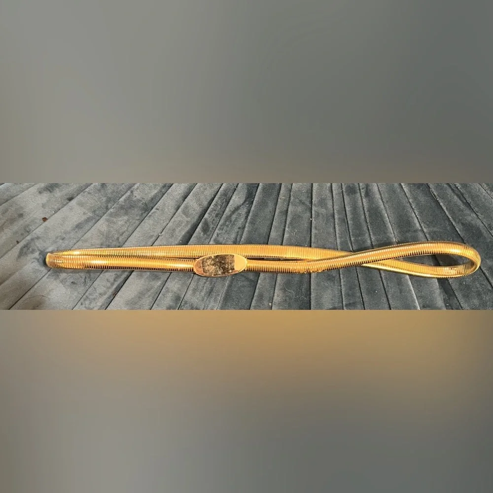 Vntge Metal Gold chain Snake Belt Elastic Oval. BuckleStretch Fashion 27’ Small